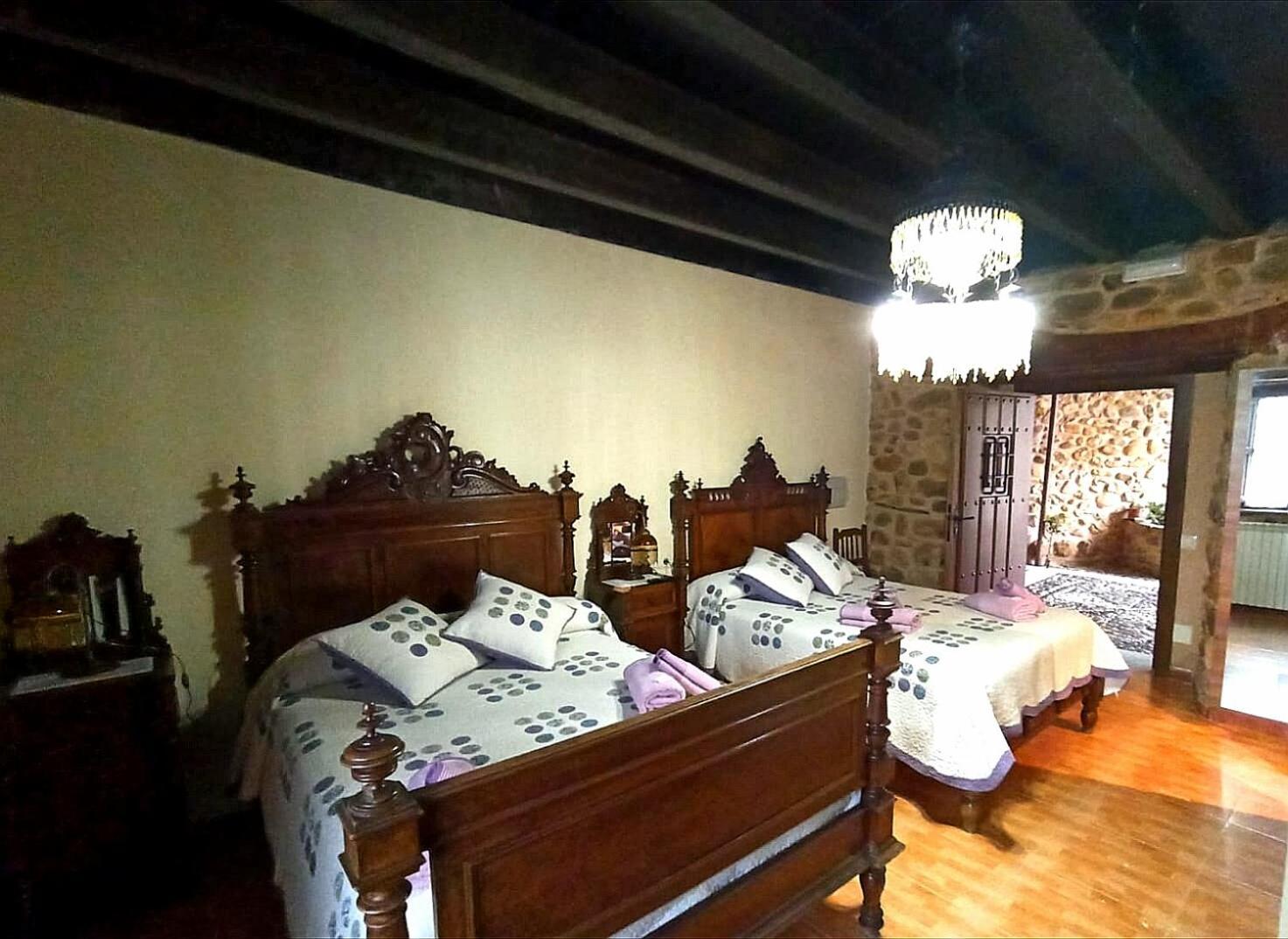 Palacio Del Conde De Rebolledo Villaviciosa de la Ribera Camera foto