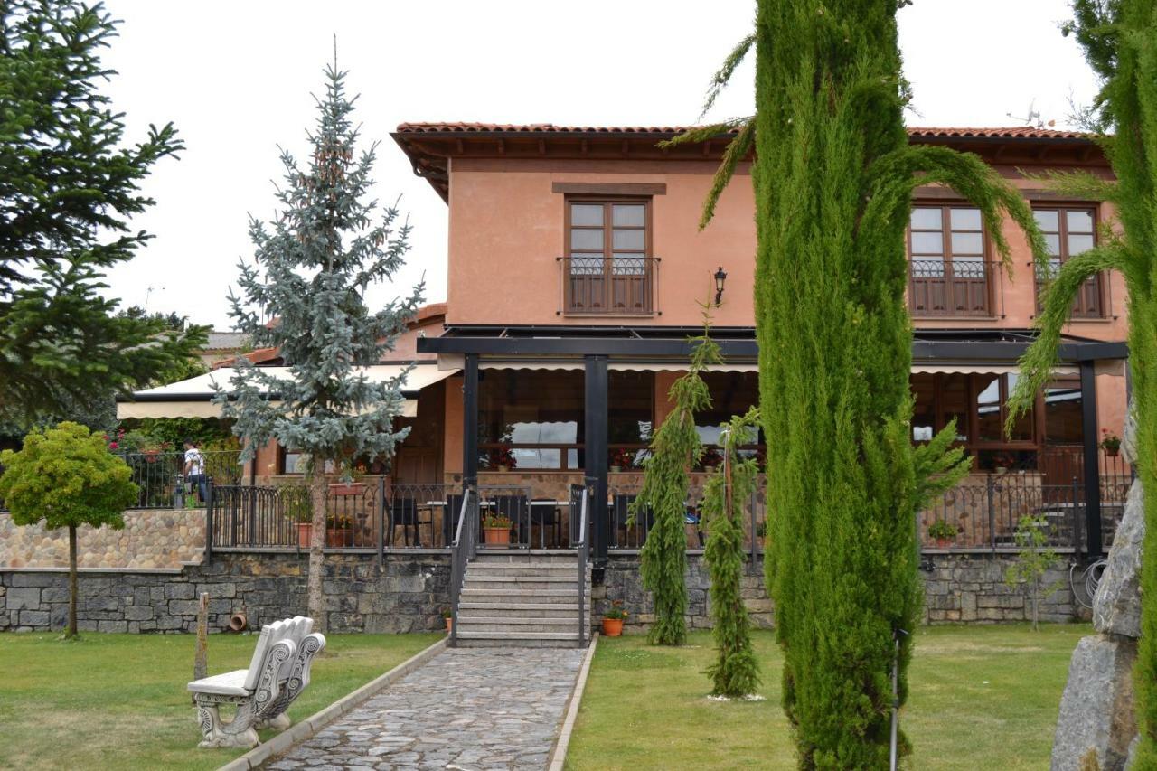 Palacio Del Conde De Rebolledo Villaviciosa de la Ribera Esterno foto