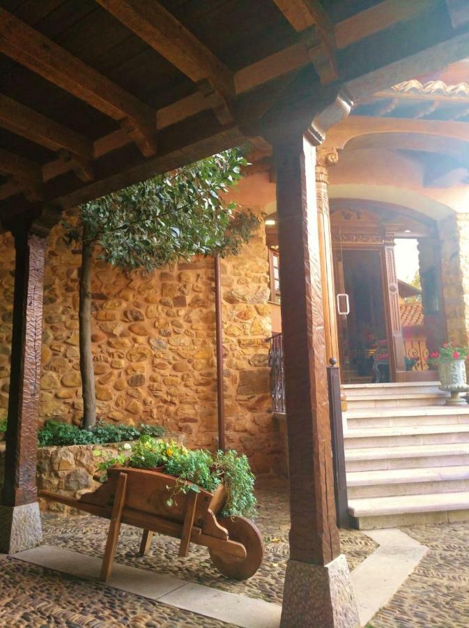 Palacio Del Conde De Rebolledo Villaviciosa de la Ribera Esterno foto