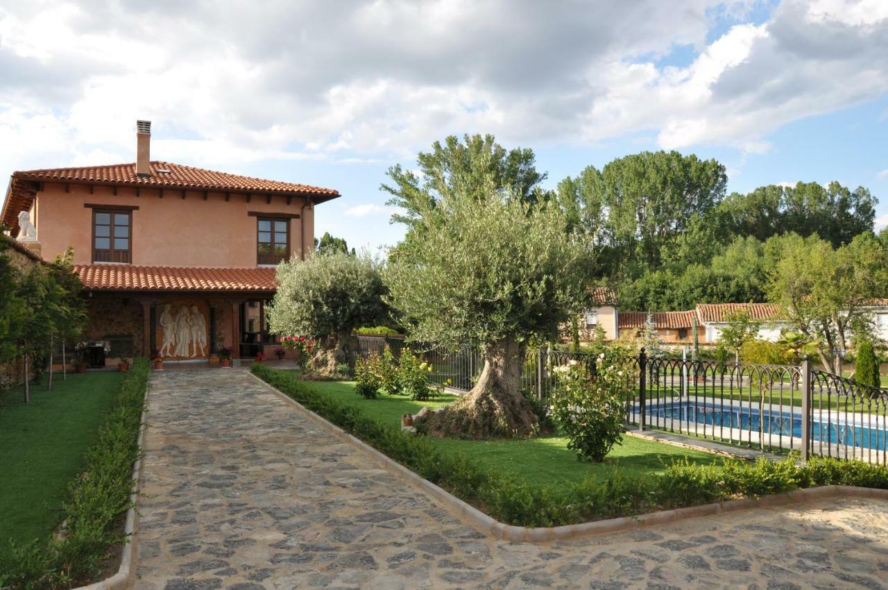 Palacio Del Conde De Rebolledo Villaviciosa de la Ribera Esterno foto