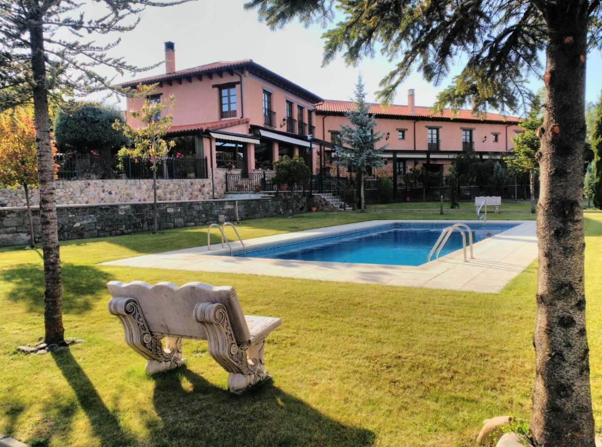 Palacio Del Conde De Rebolledo Villaviciosa de la Ribera Esterno foto