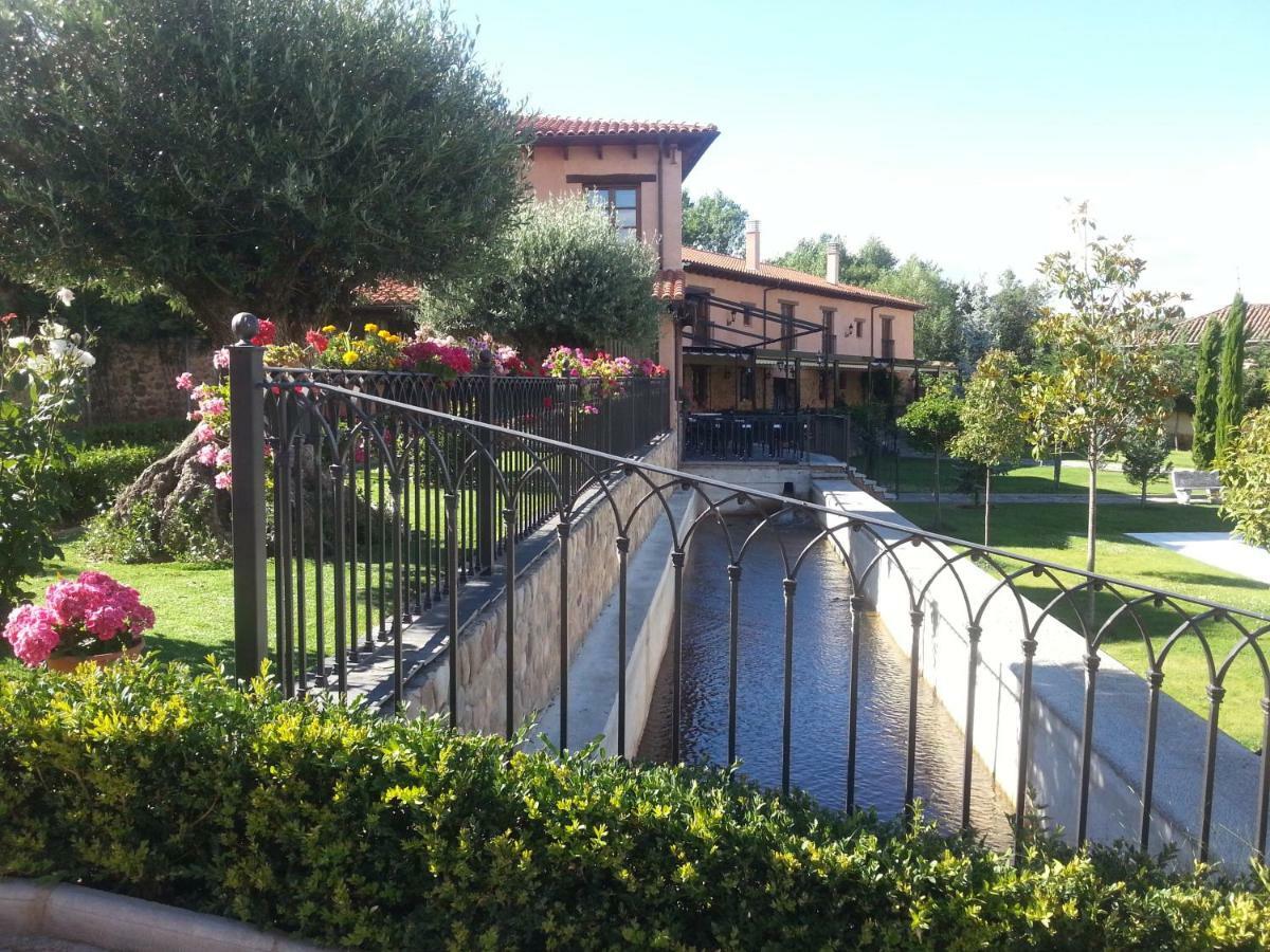 Palacio Del Conde De Rebolledo Villaviciosa de la Ribera Esterno foto